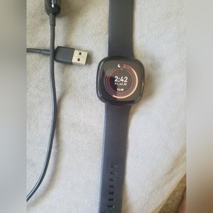 FitBit Versa 3